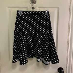 Black and whit polka dot skirt